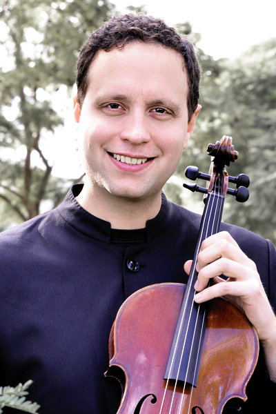 Máté Szűcs, Viola